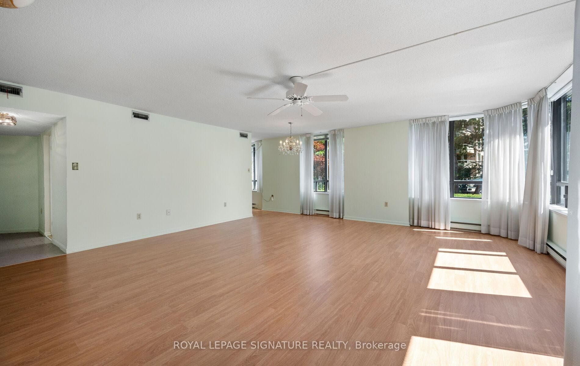 255 The Donway N/A Unit 115 photo 15