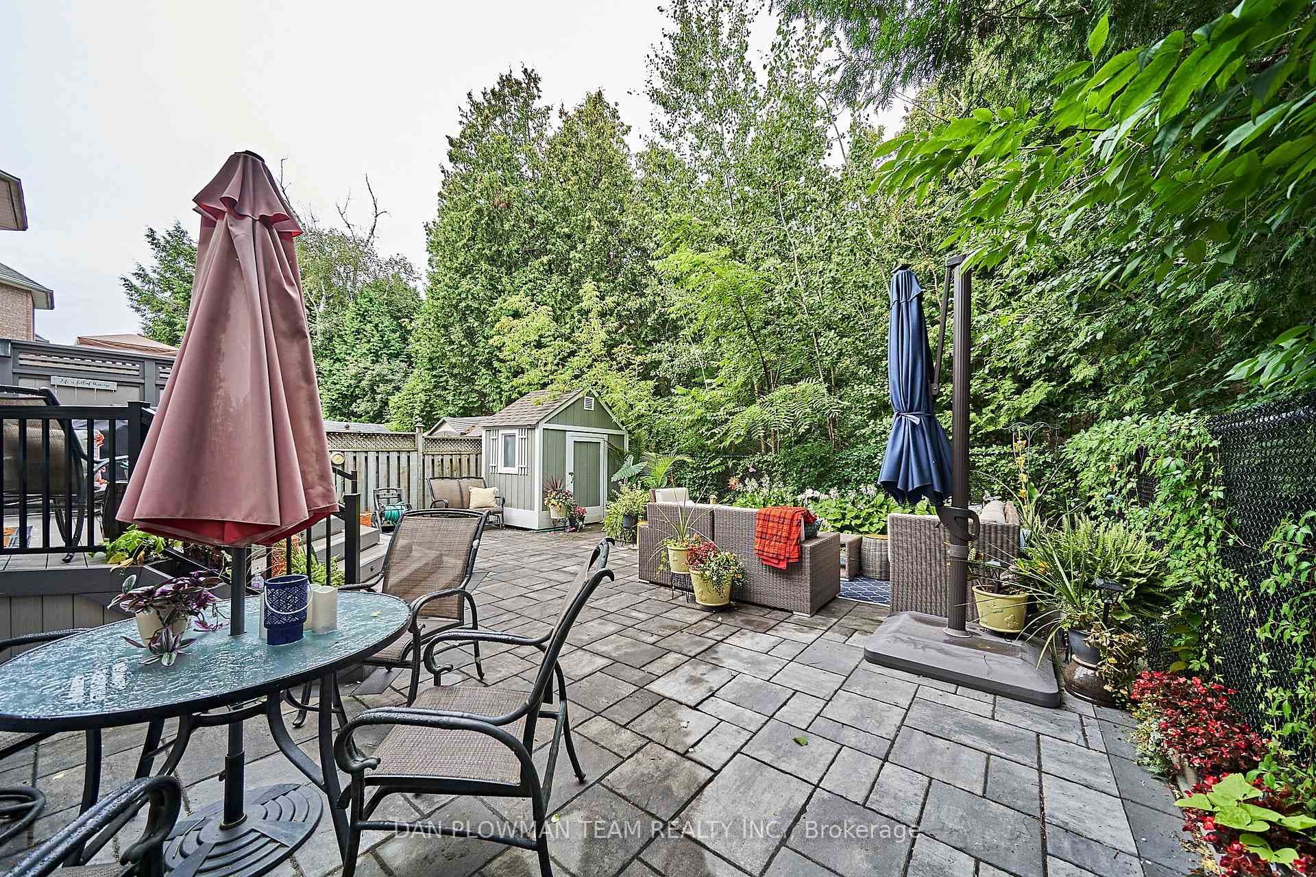 2054 Erin Gate Boulevard photo 35