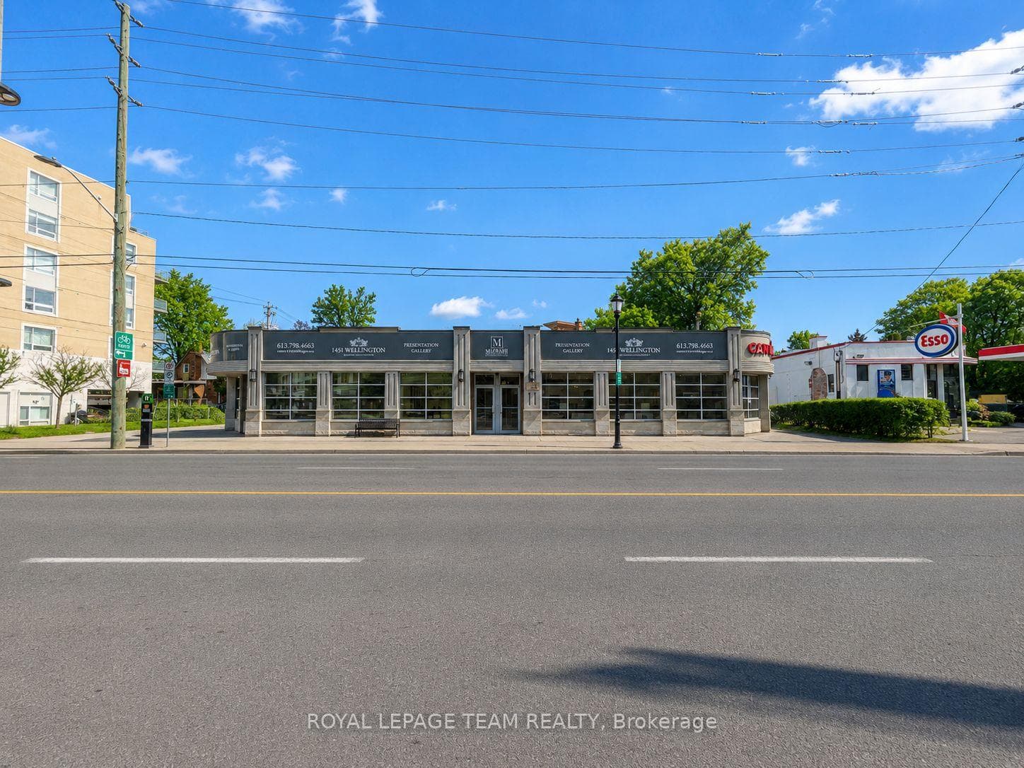 1440 WELLINGTON Street photo 1