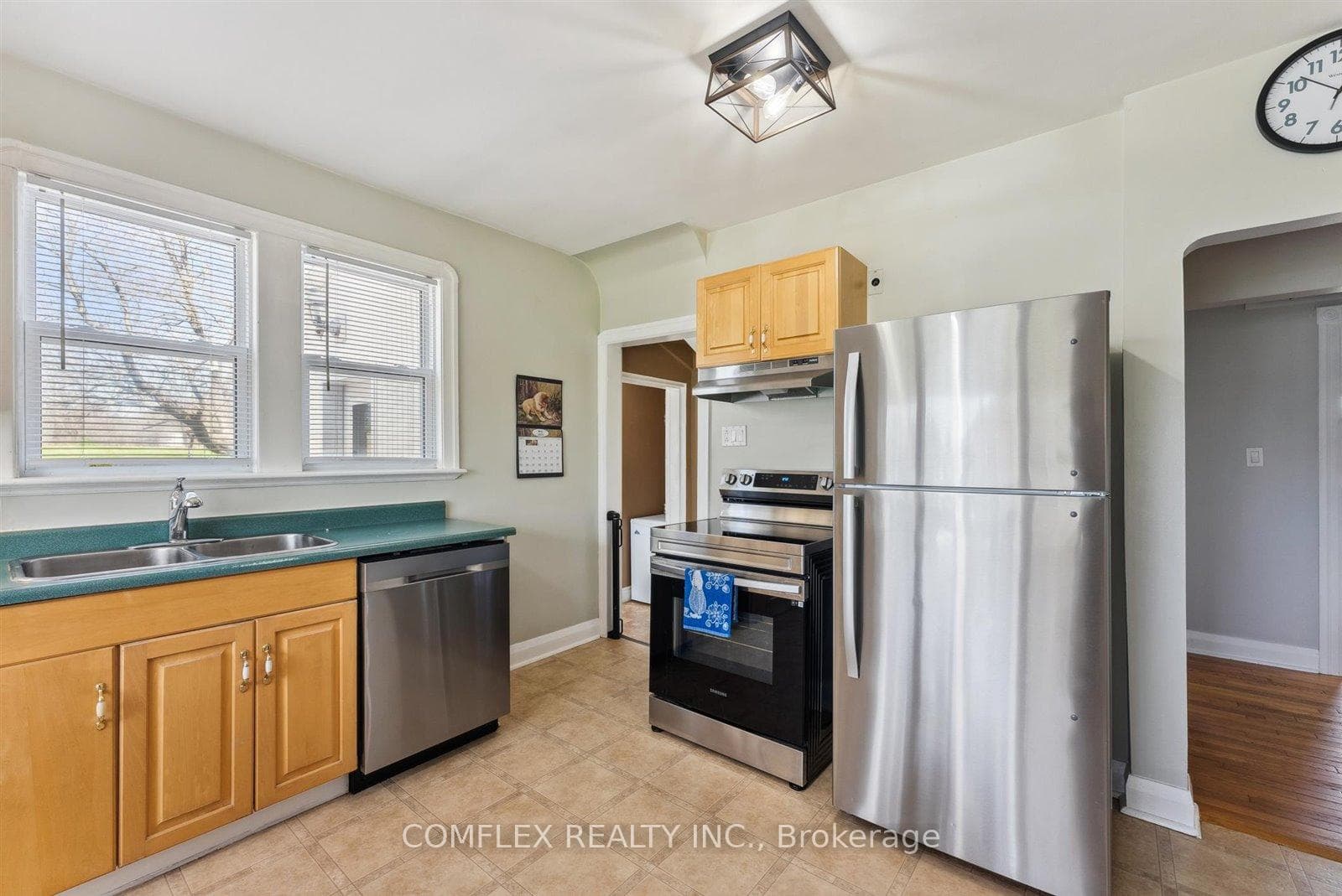 70 Valleyview Avenue photo 13