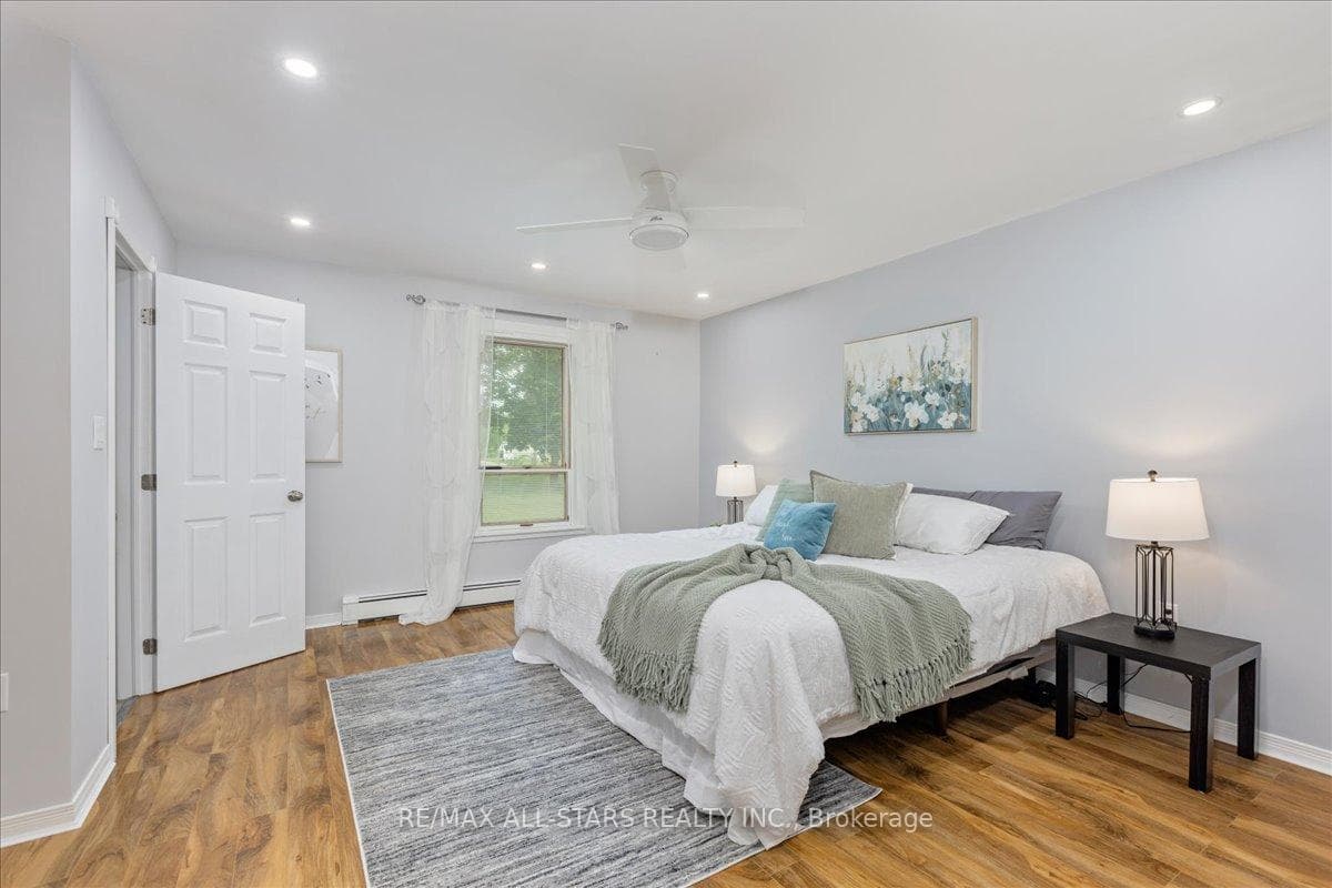 562 Catering Road photo 16