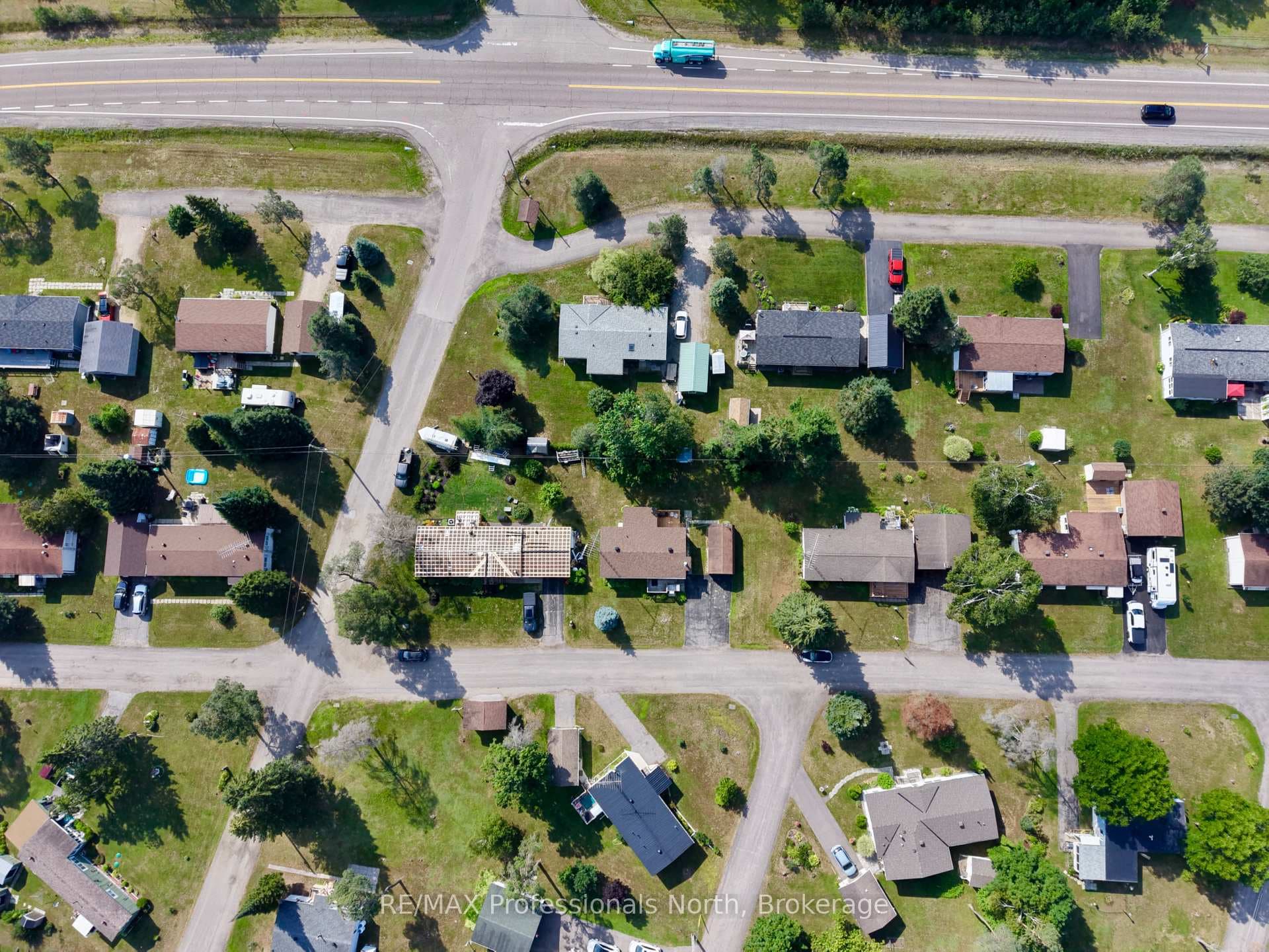 1034 Eighth Lane photo 44