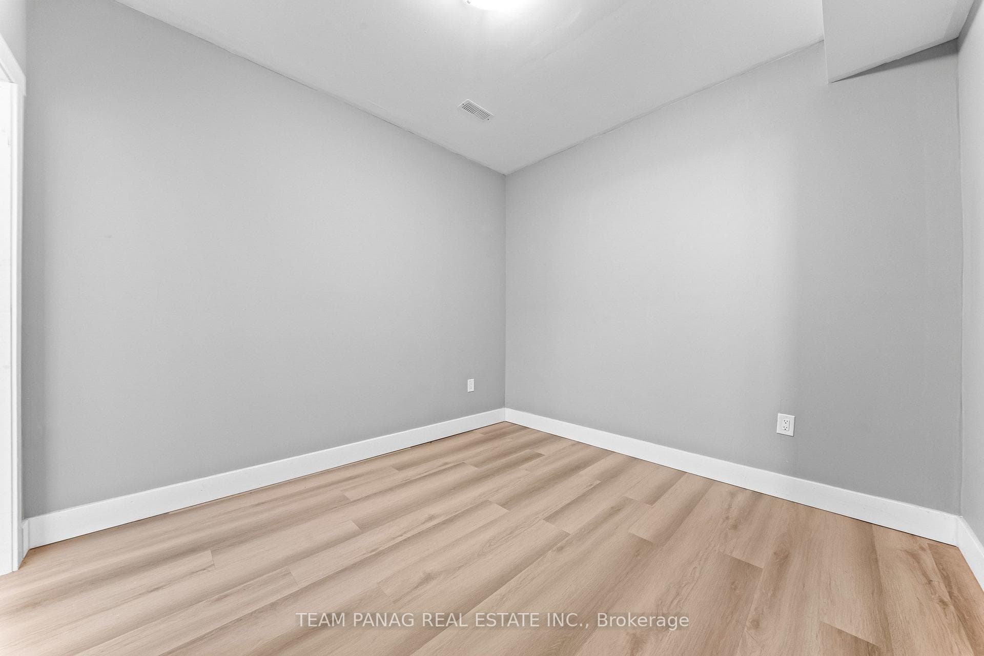 646 West 5th Street photo 38