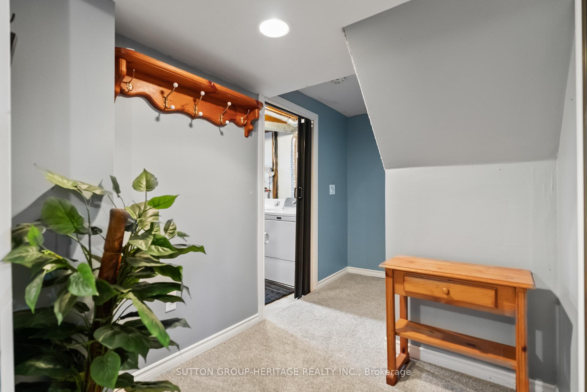 543 Sinclair Street photo 19