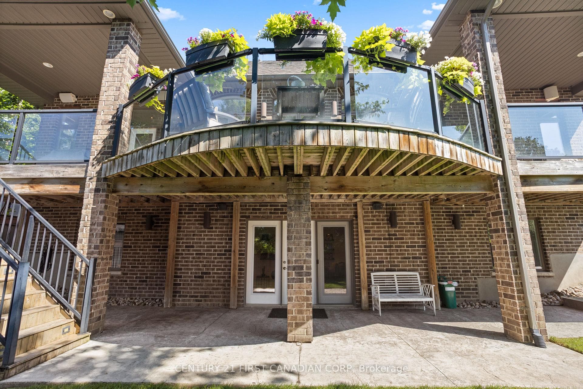 7071 Clayton Walk photo 32