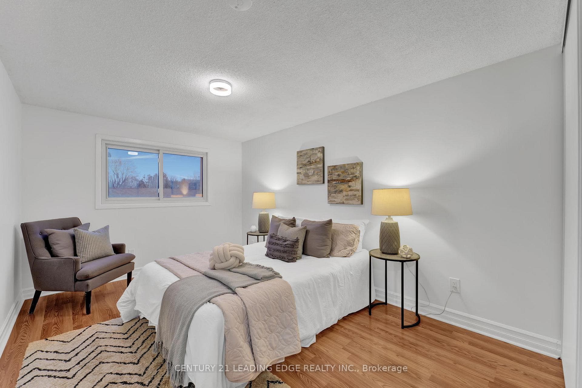 832 Donegal Avenue photo 10