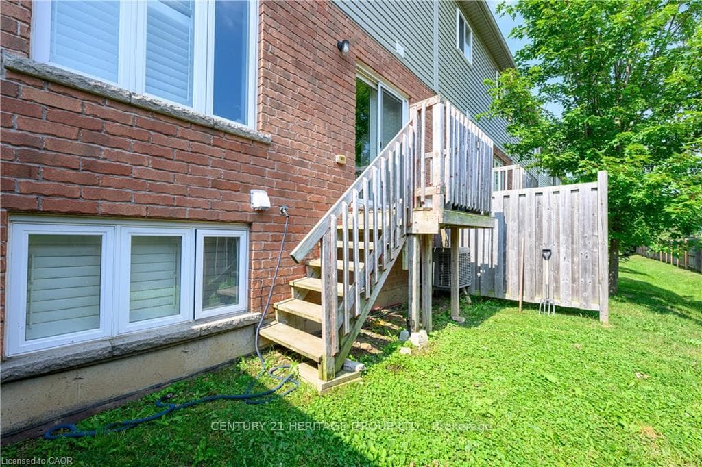 1354 Upper Sherman Avenue photo 37