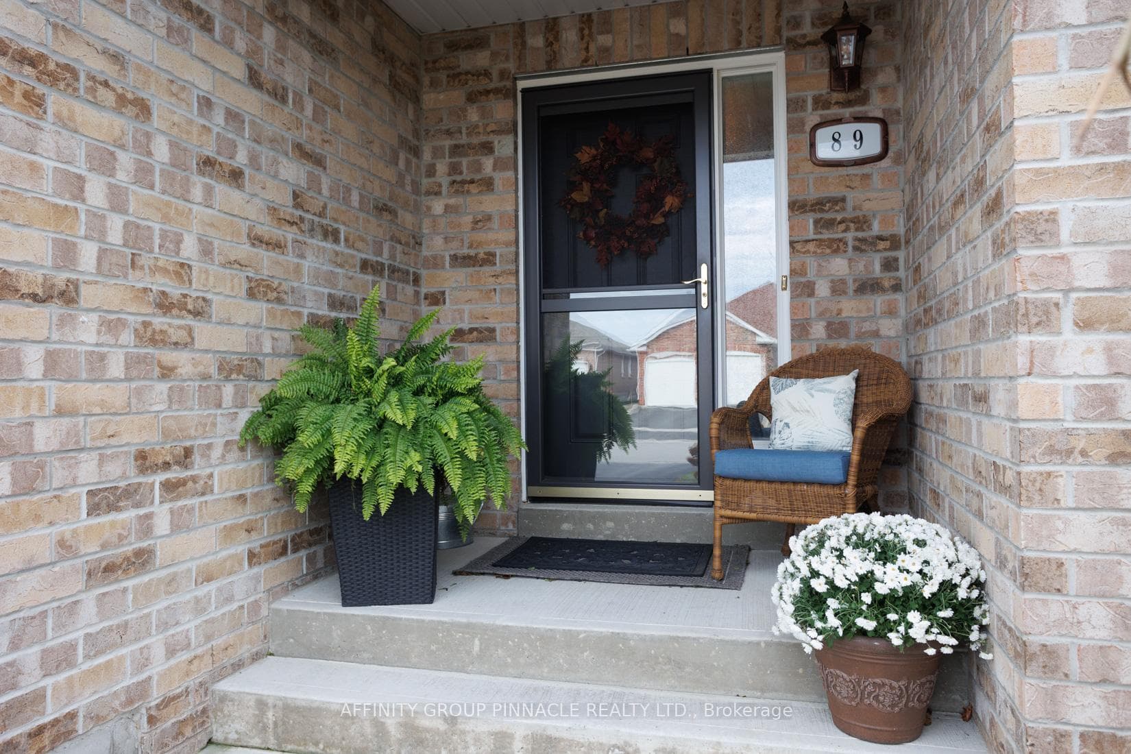 89 Maplewood Avenue photo 2