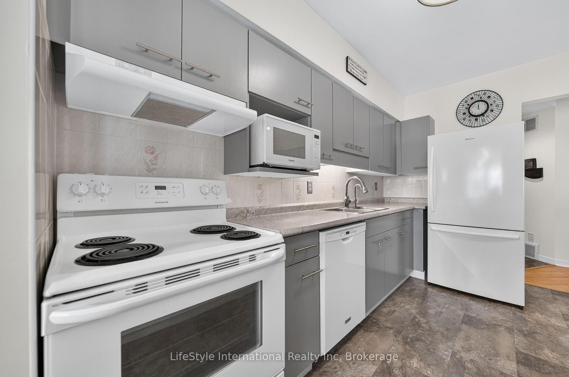 208 Silvercreek Parkway Unit 210 photo 16
