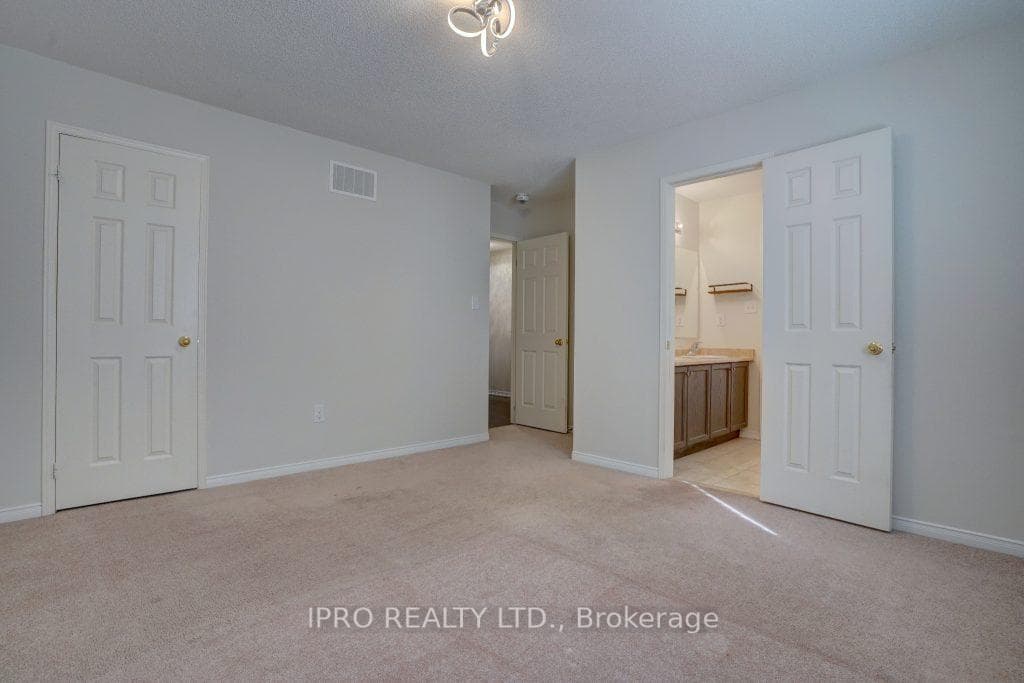 89 Westgate Avenue photo 22