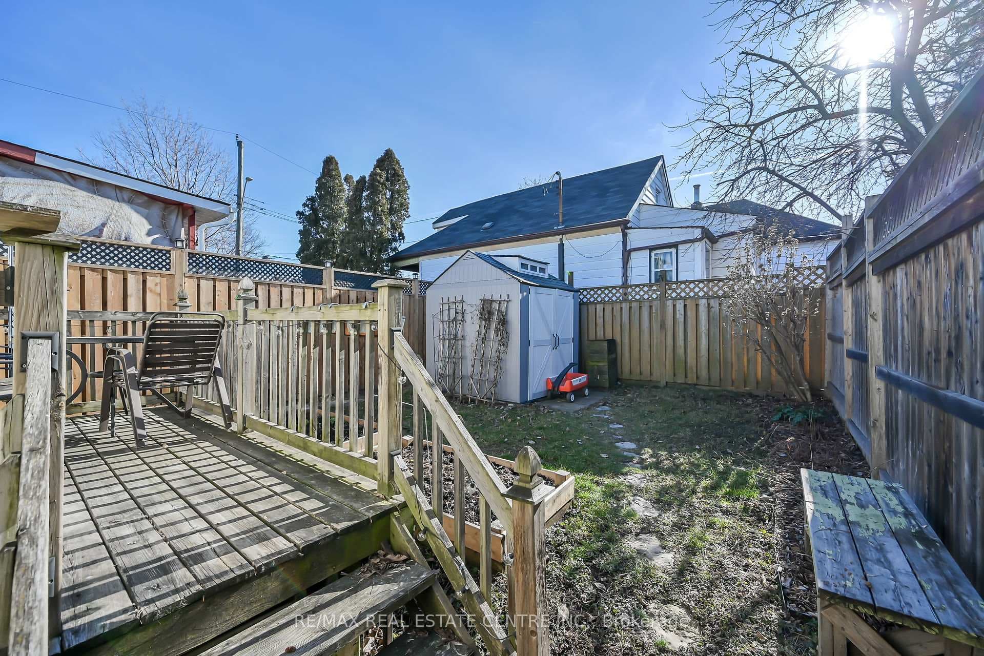 64 Argyle Avenue photo 36