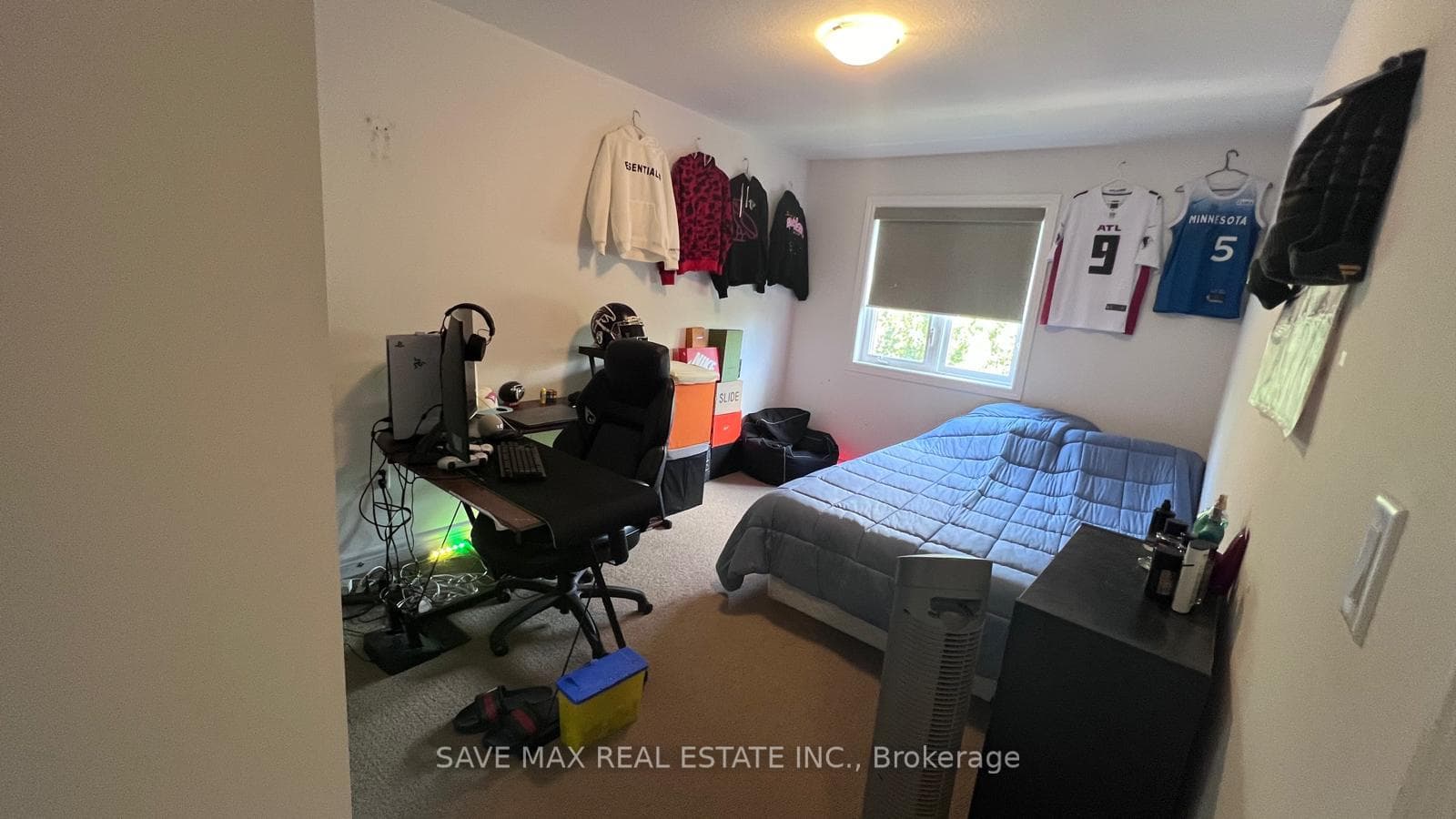 3975 Crown Street photo 22