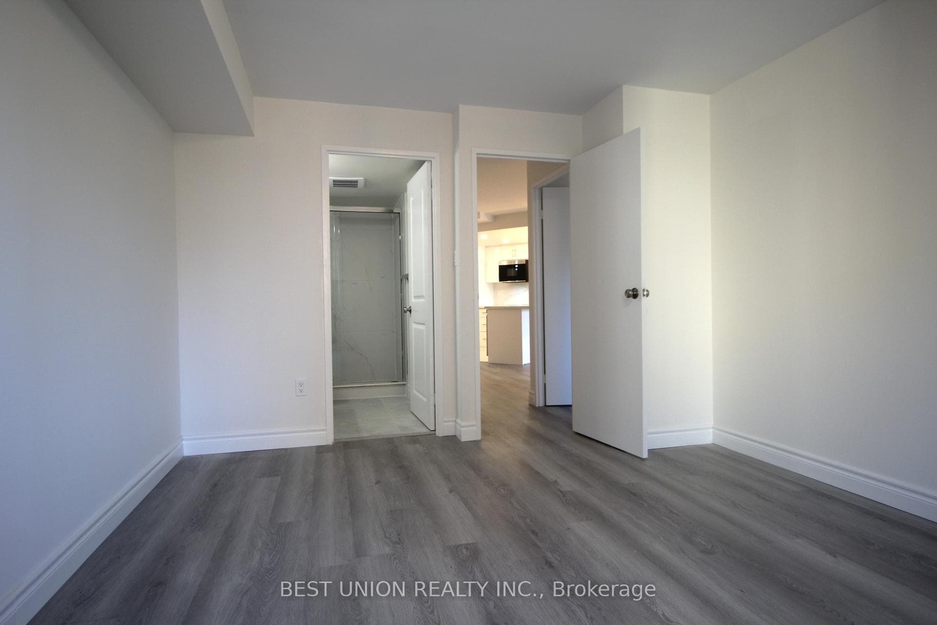 77 Maitland Place Unit 1209 photo 6