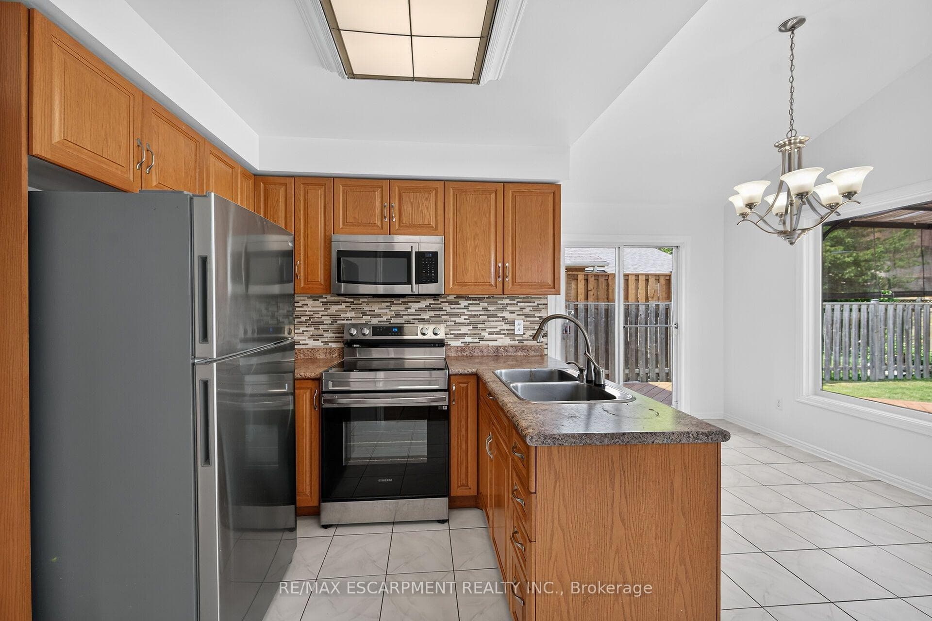 21 Springgarden Crescent photo 8