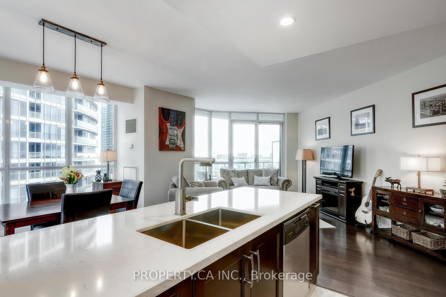 218 Queens Quay Way Unit 1602 photo 12