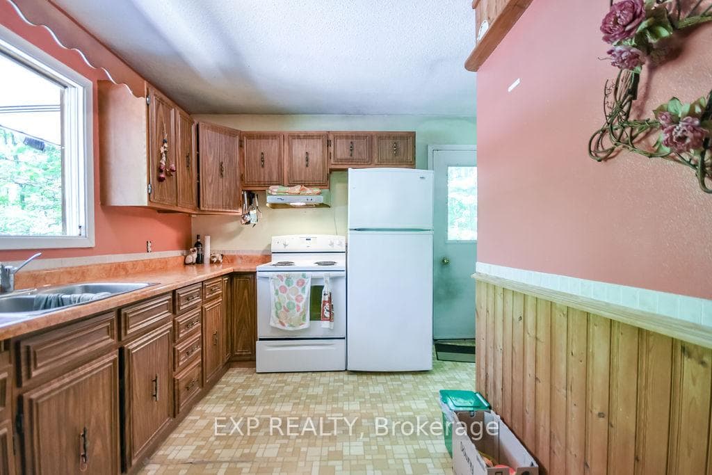 915 Vindin Street photo 4