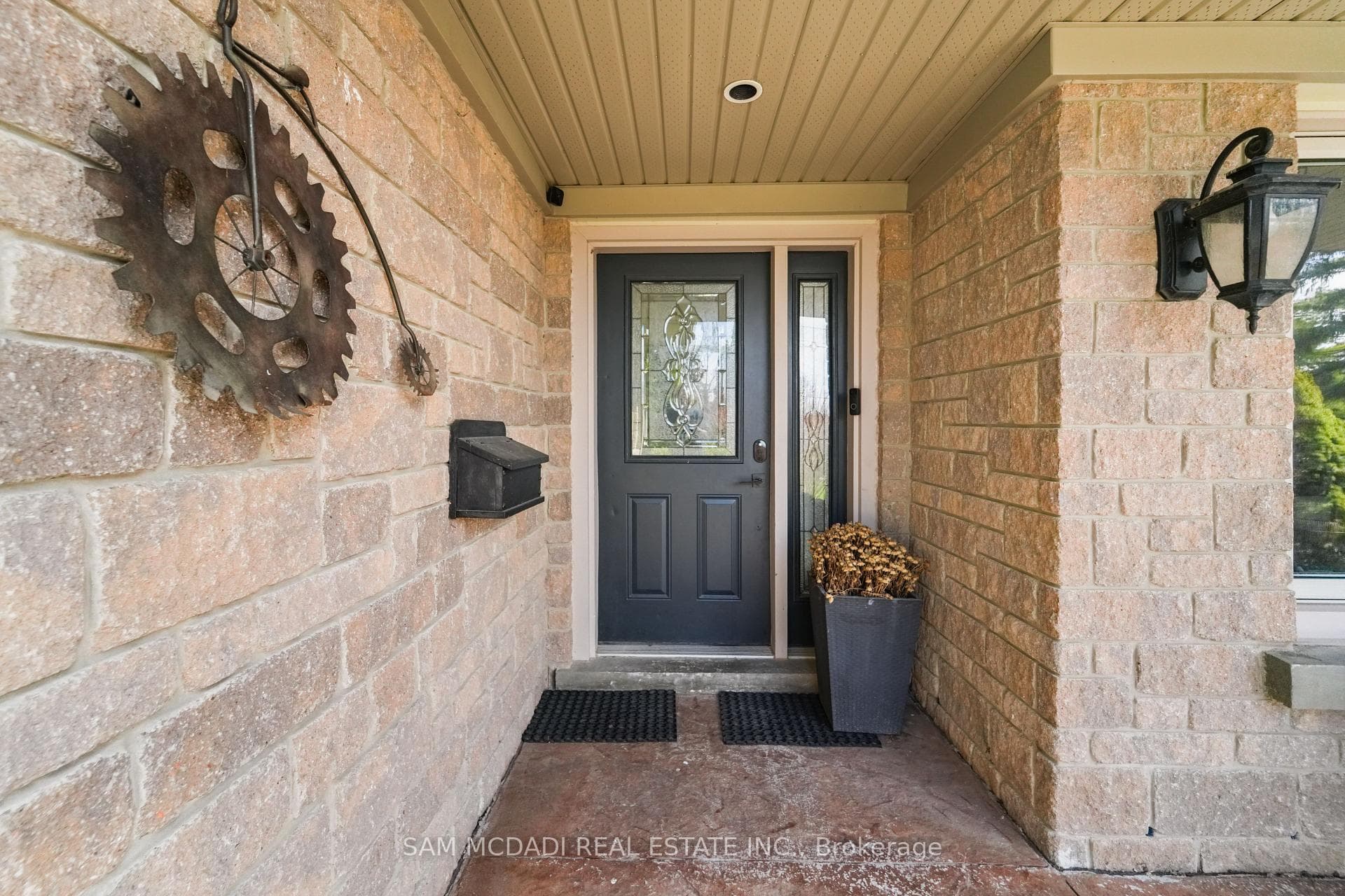 477 Fairview Street photo 6