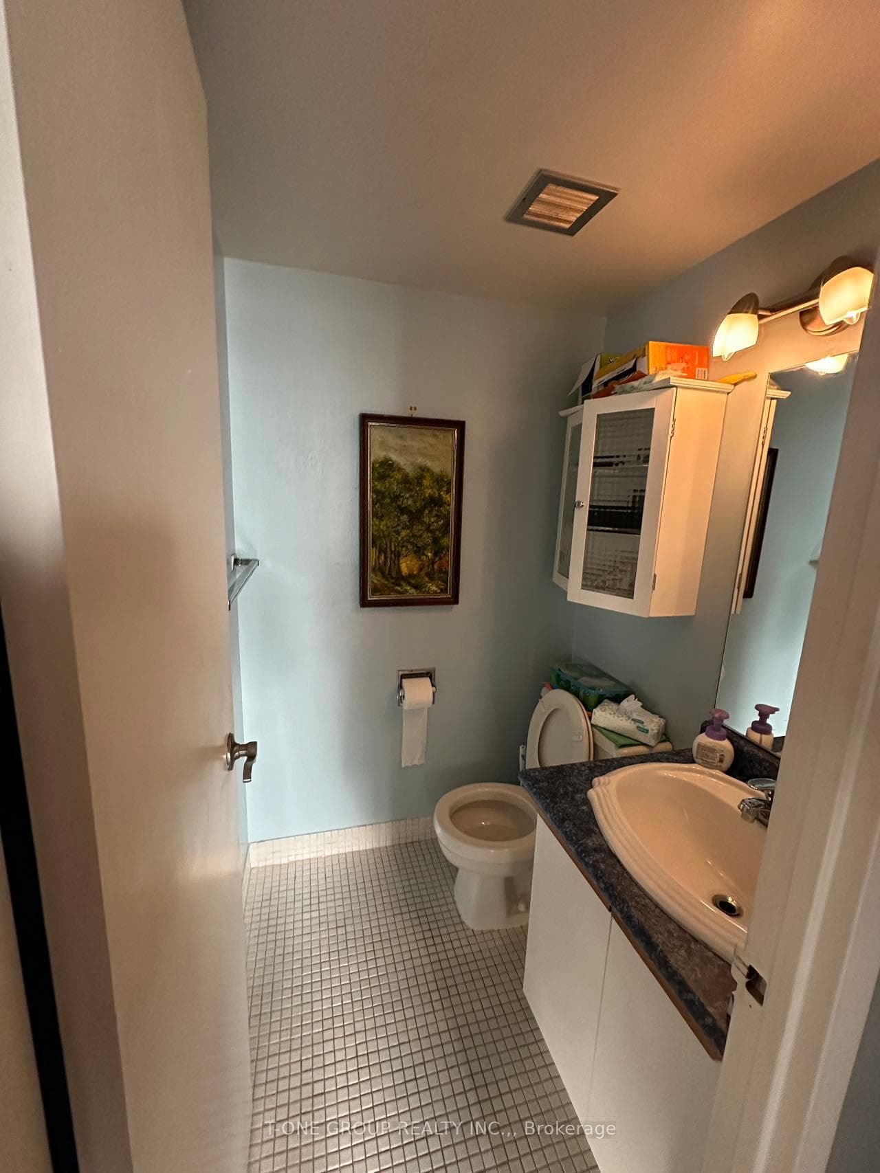 633 Bay Street Unit 2211 photo 8