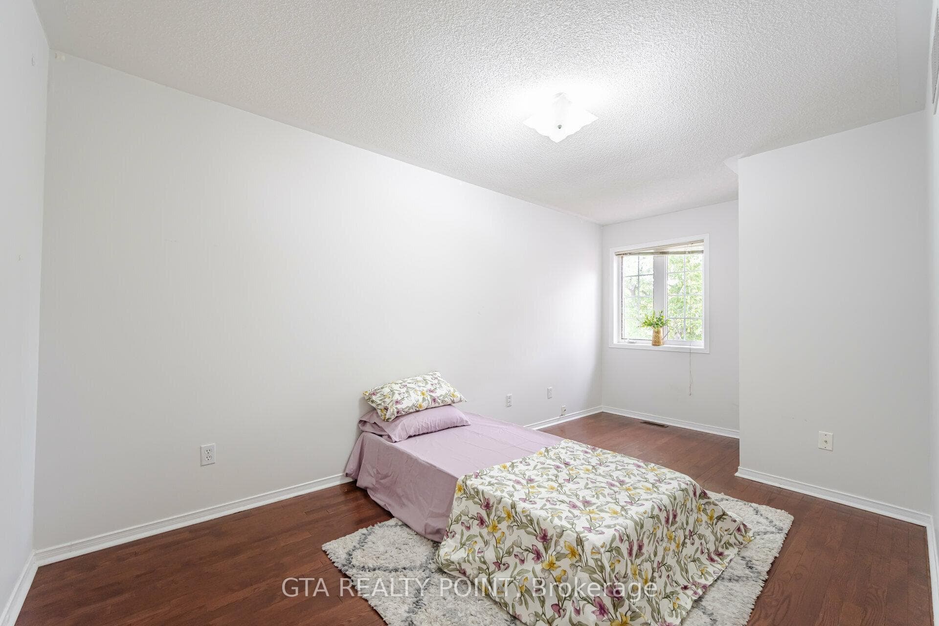 843 Bethany Crescent photo 26