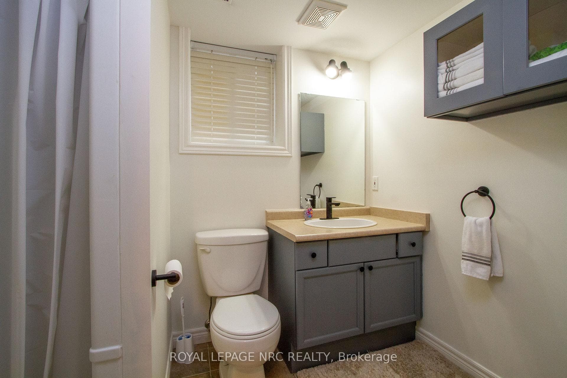 3270 Poplar Avenue photo 19
