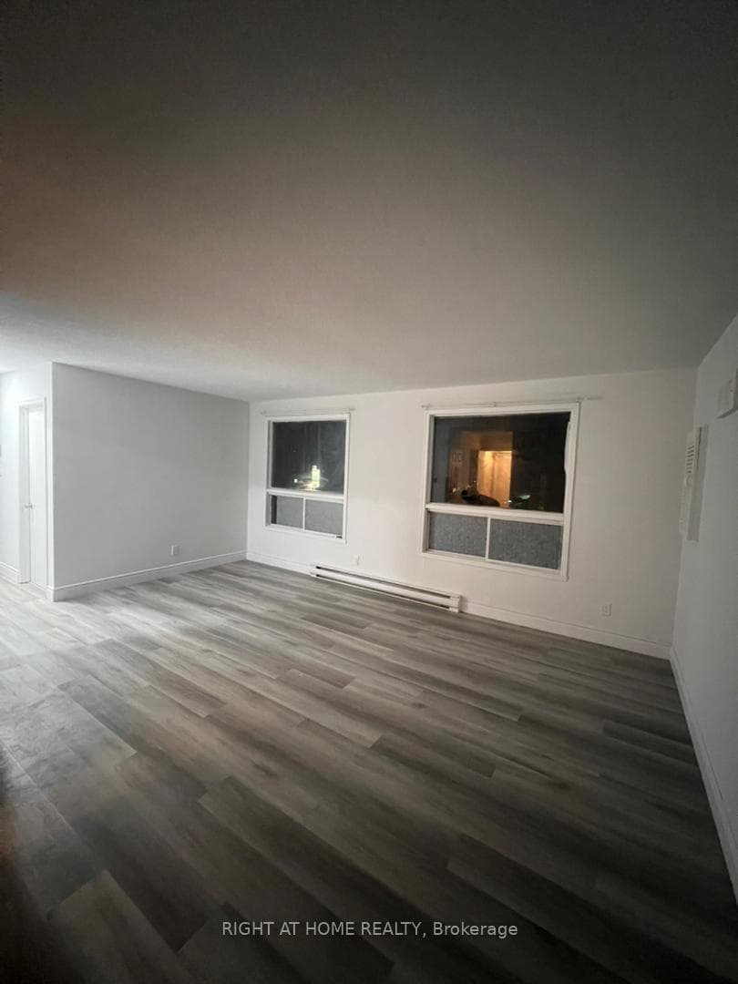 8 Moir Street Unit C- upper Floor photo 3