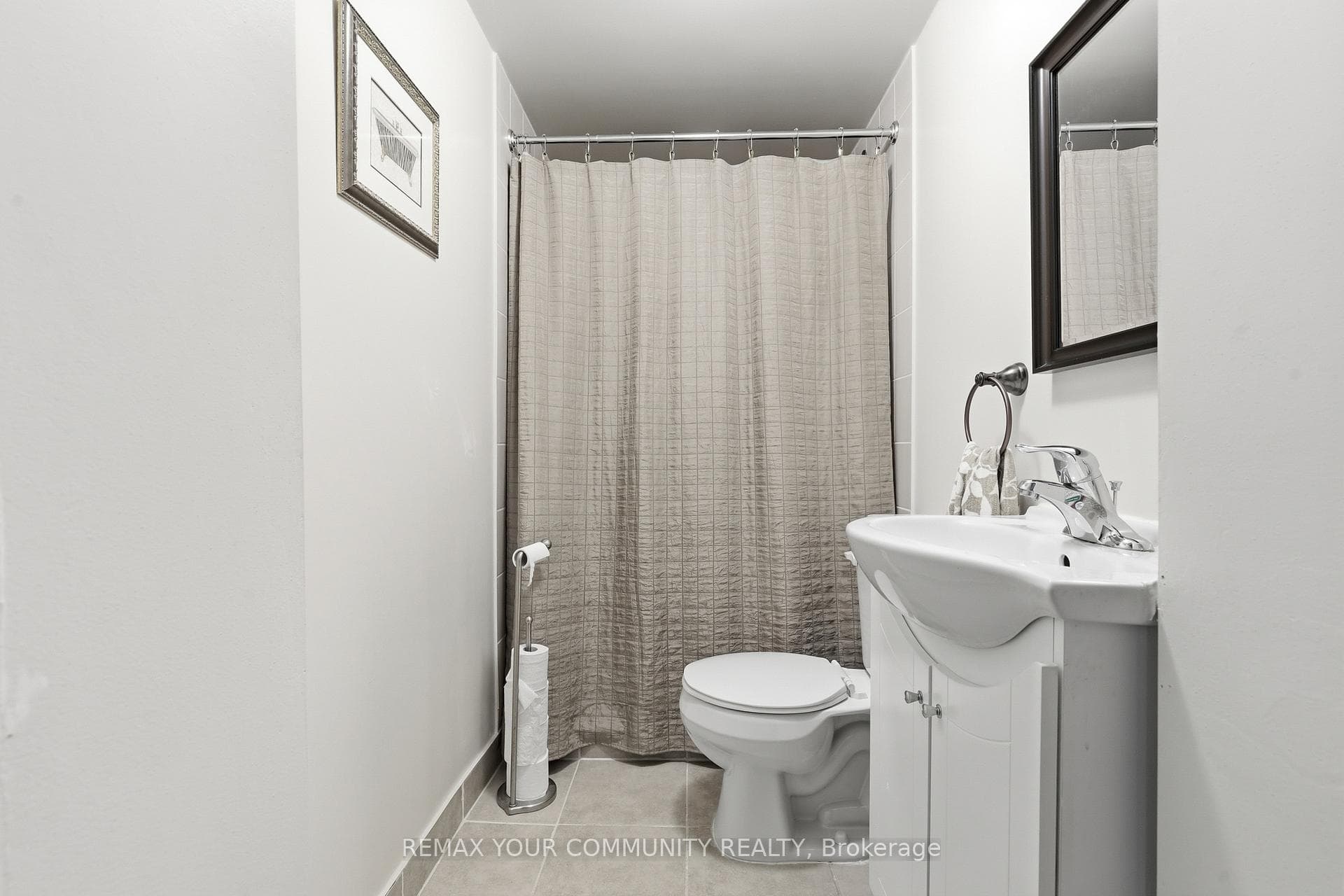 330 Main Street photo 14