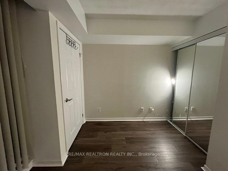 8 Hillcrest Avenue Unit 1703 photo 16
