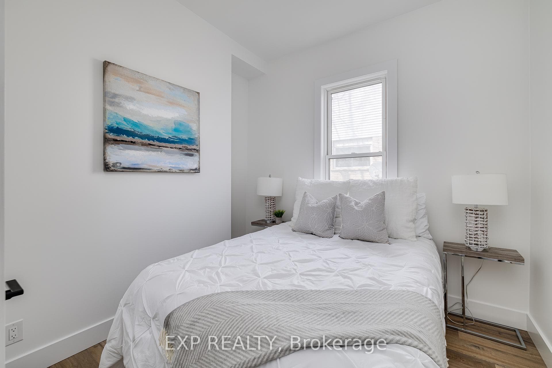 128 Bay Street photo 10