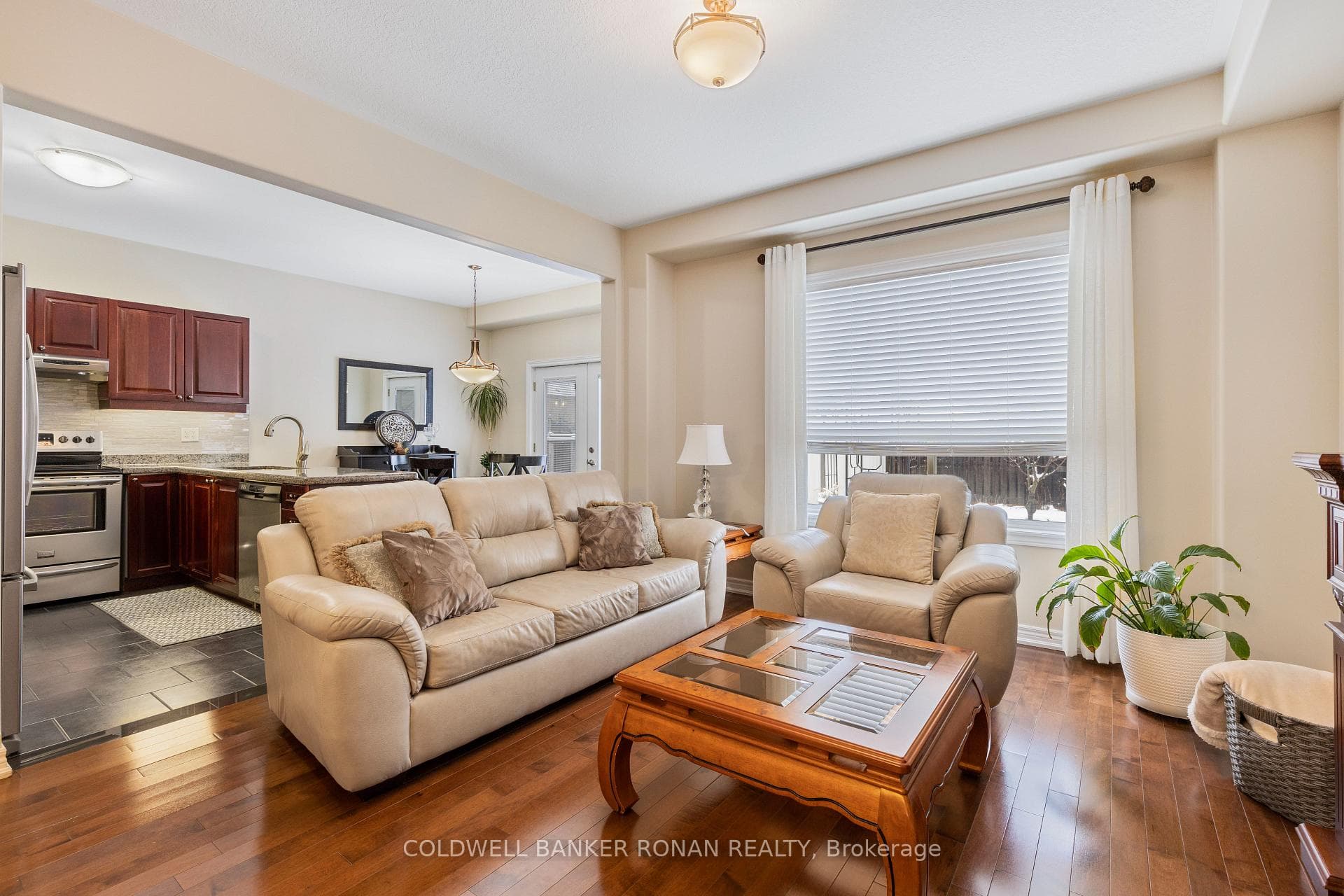 44 McMulkin Street photo 5