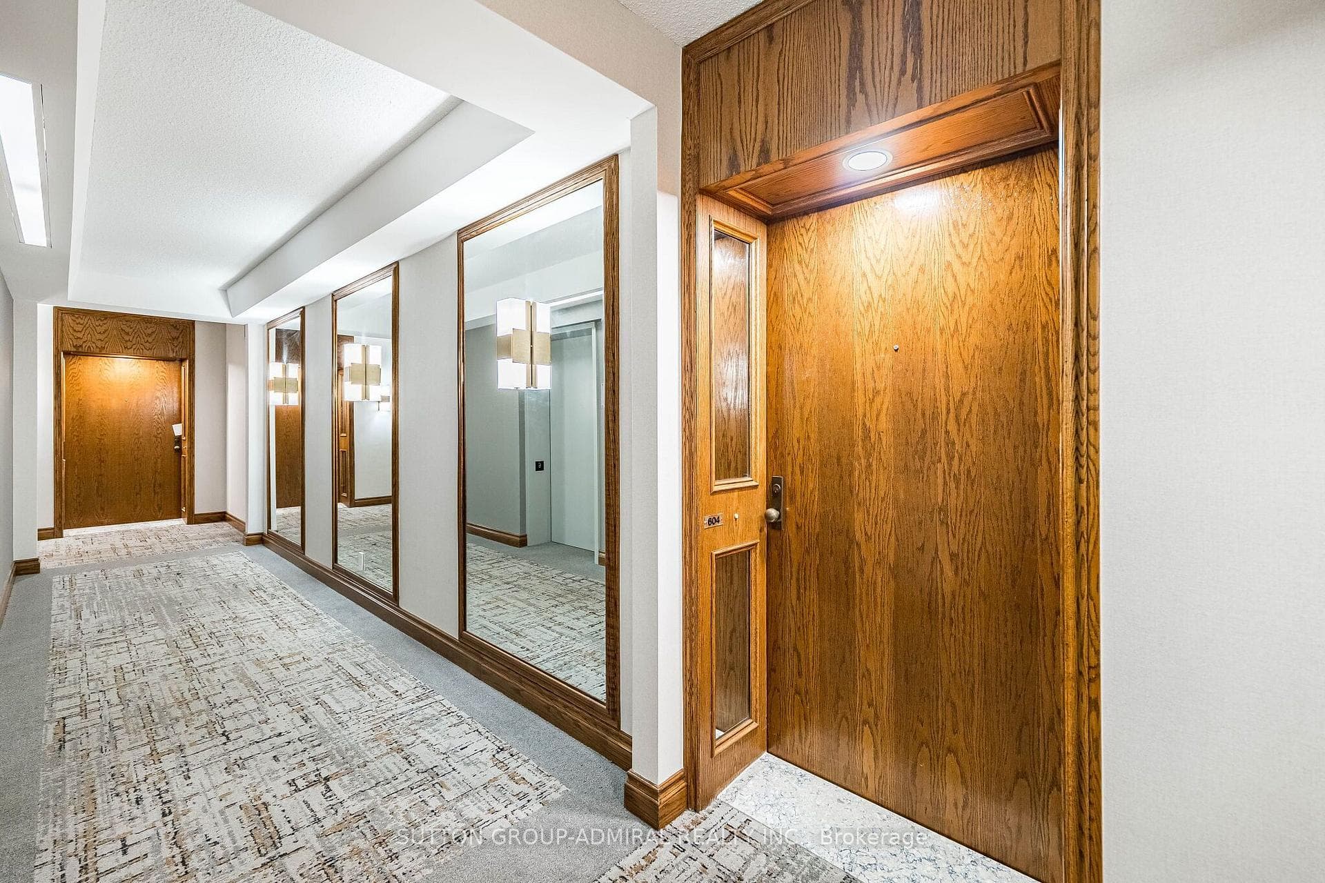 1901 Pilgrims Way Unit 604 photo 7