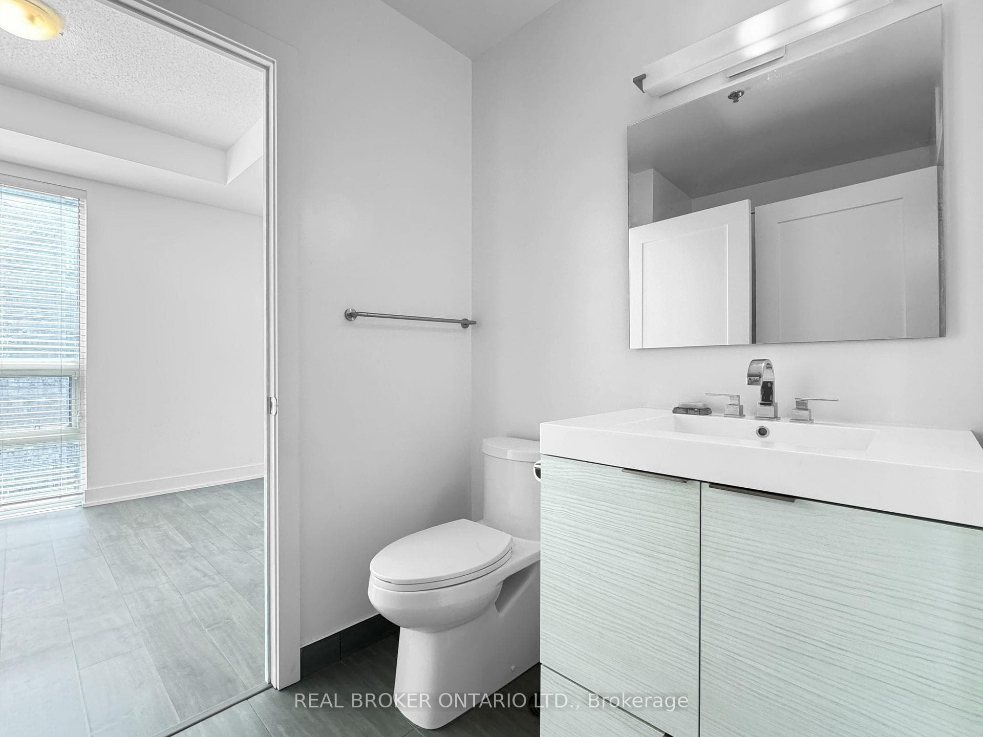 318 Richmond Street Unit 2206 photo 14