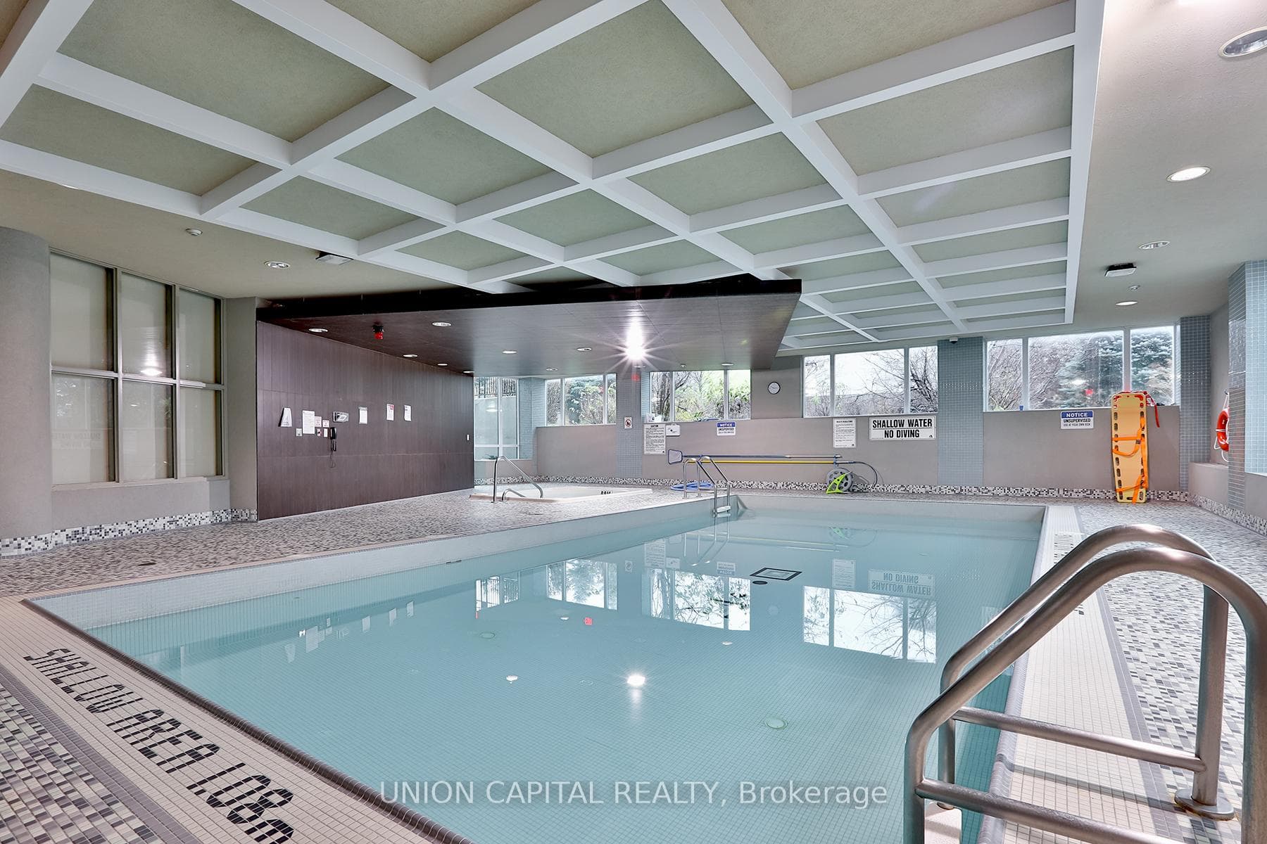 88 Grangeway Avenue Unit 1801 photo 26