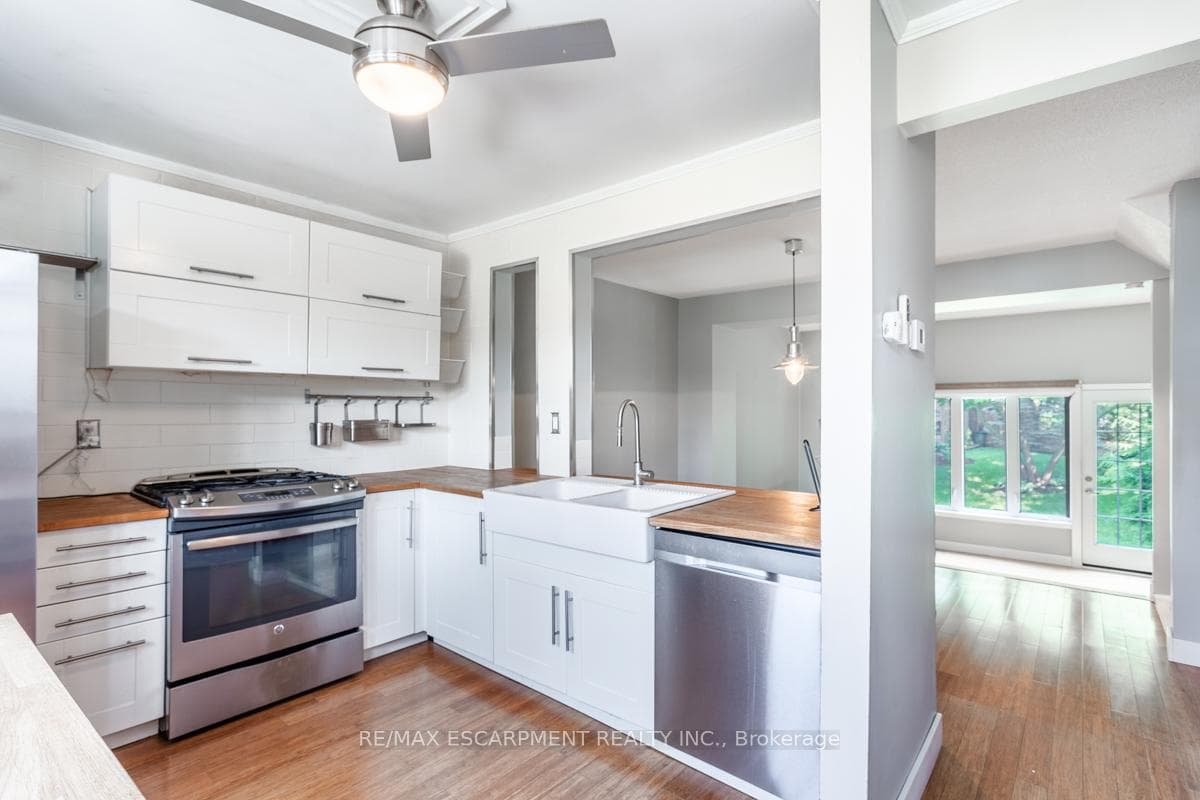 2 Briar Lane photo 10