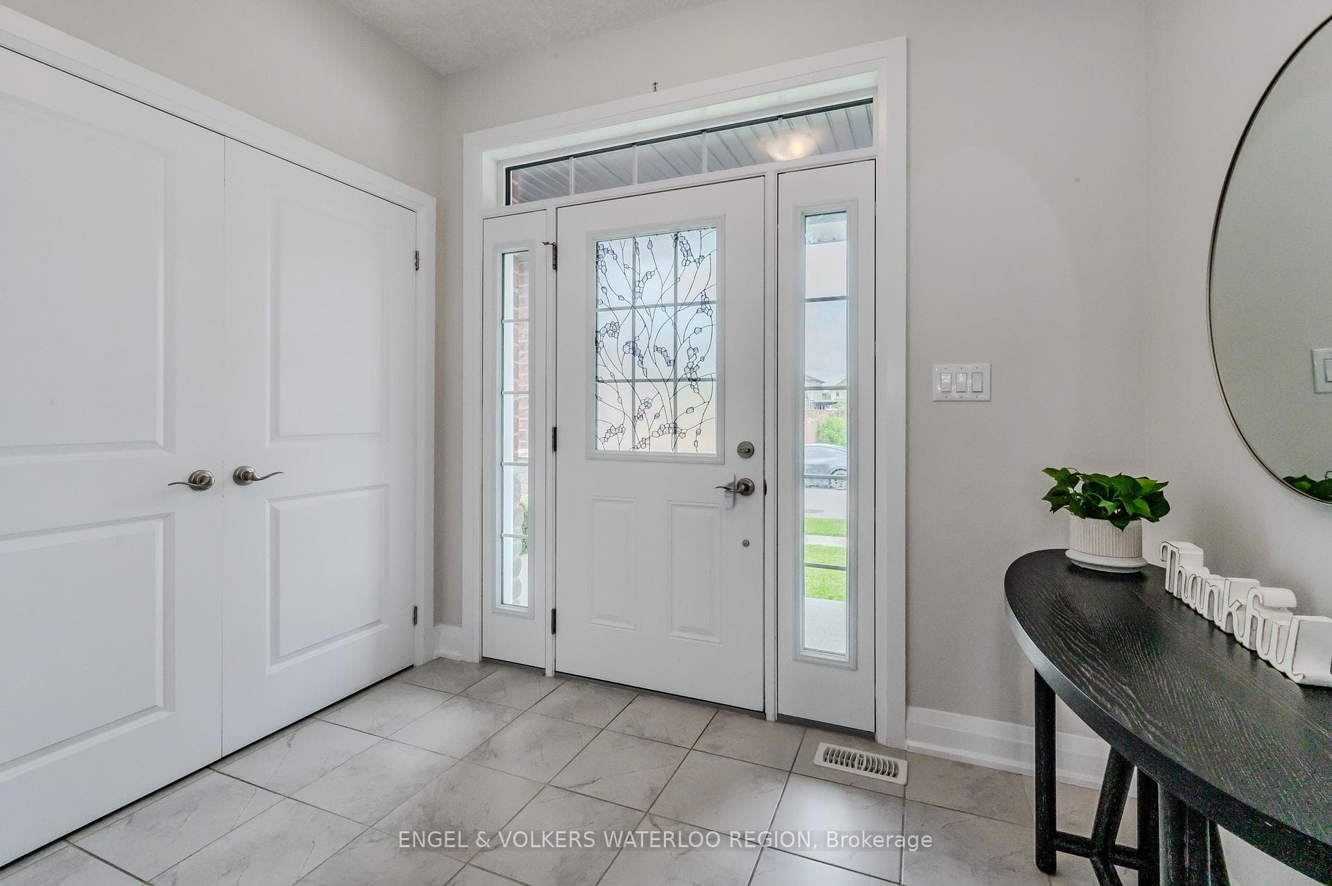6 Greyhawk Street photo 6