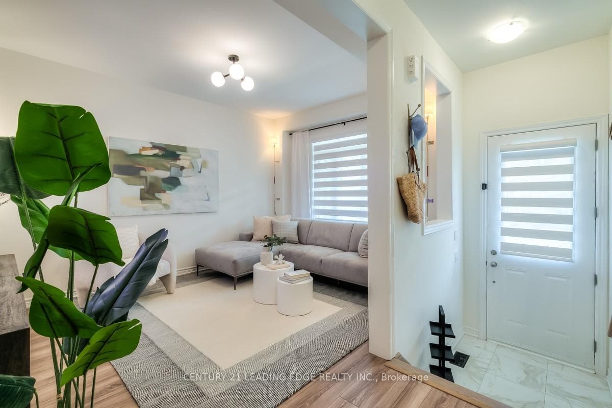 16 Clutterbuck Lane photo 2