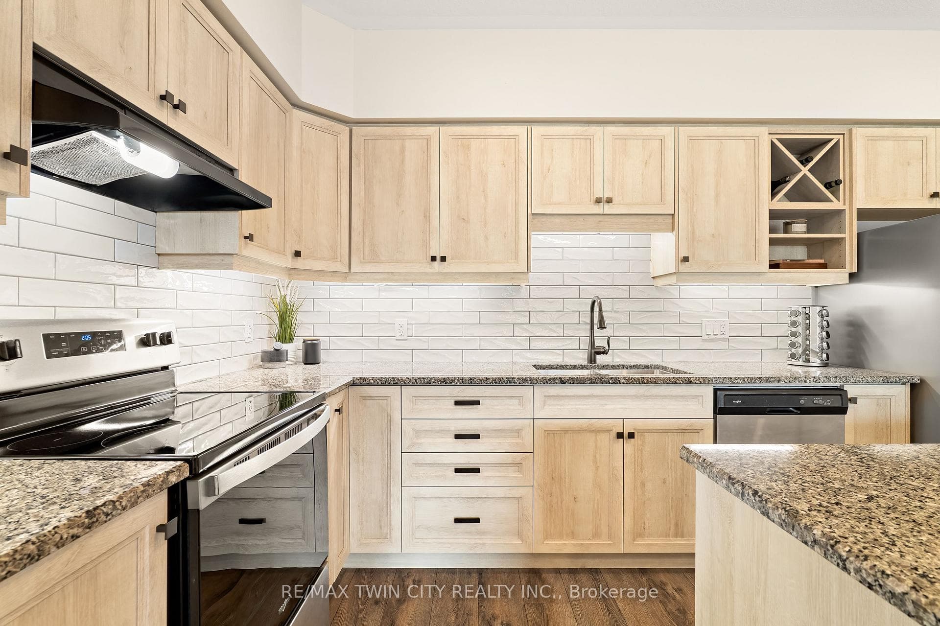 1574 Fischer Hallman Road photo 24