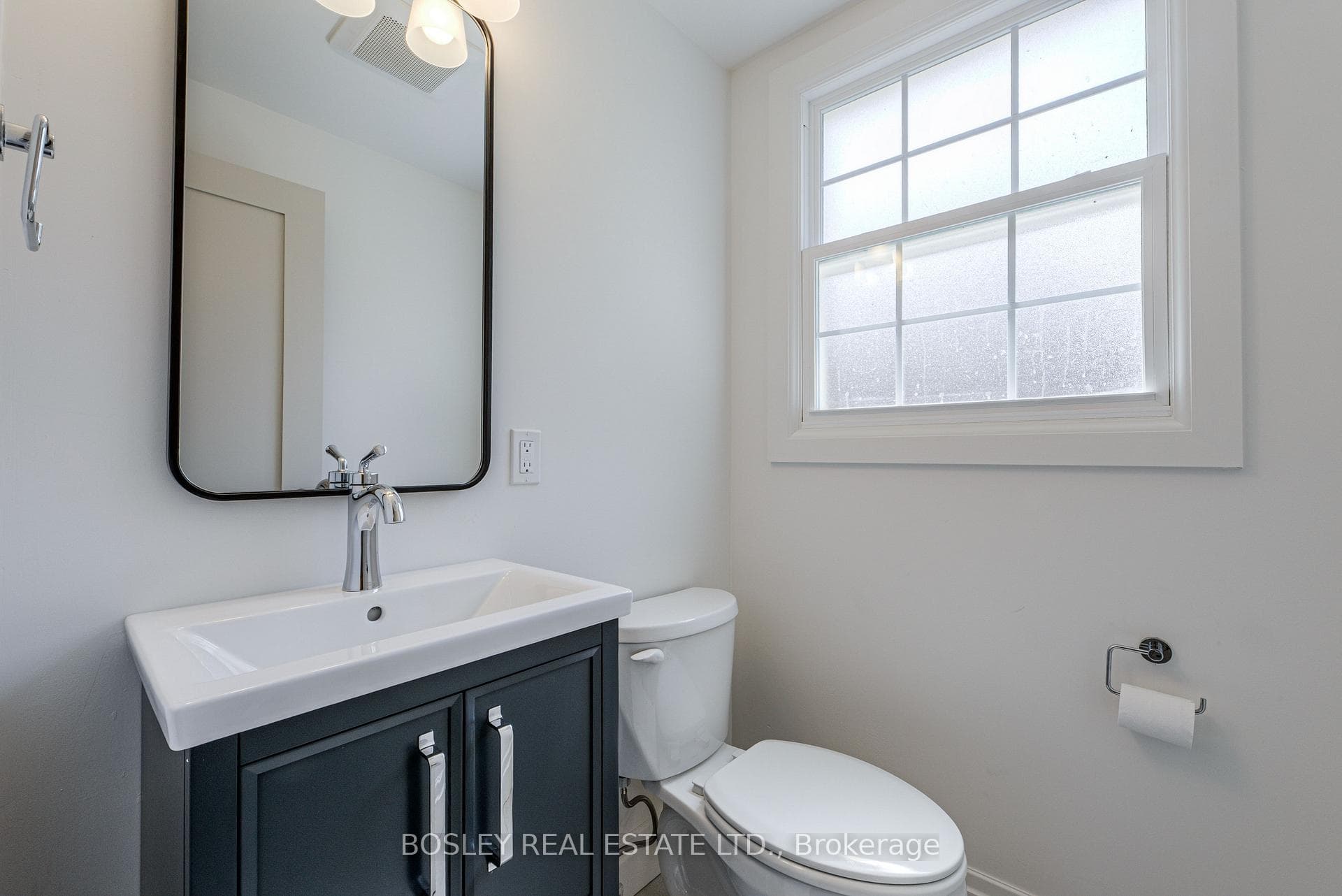 33 Forestbrook Crescent photo 21