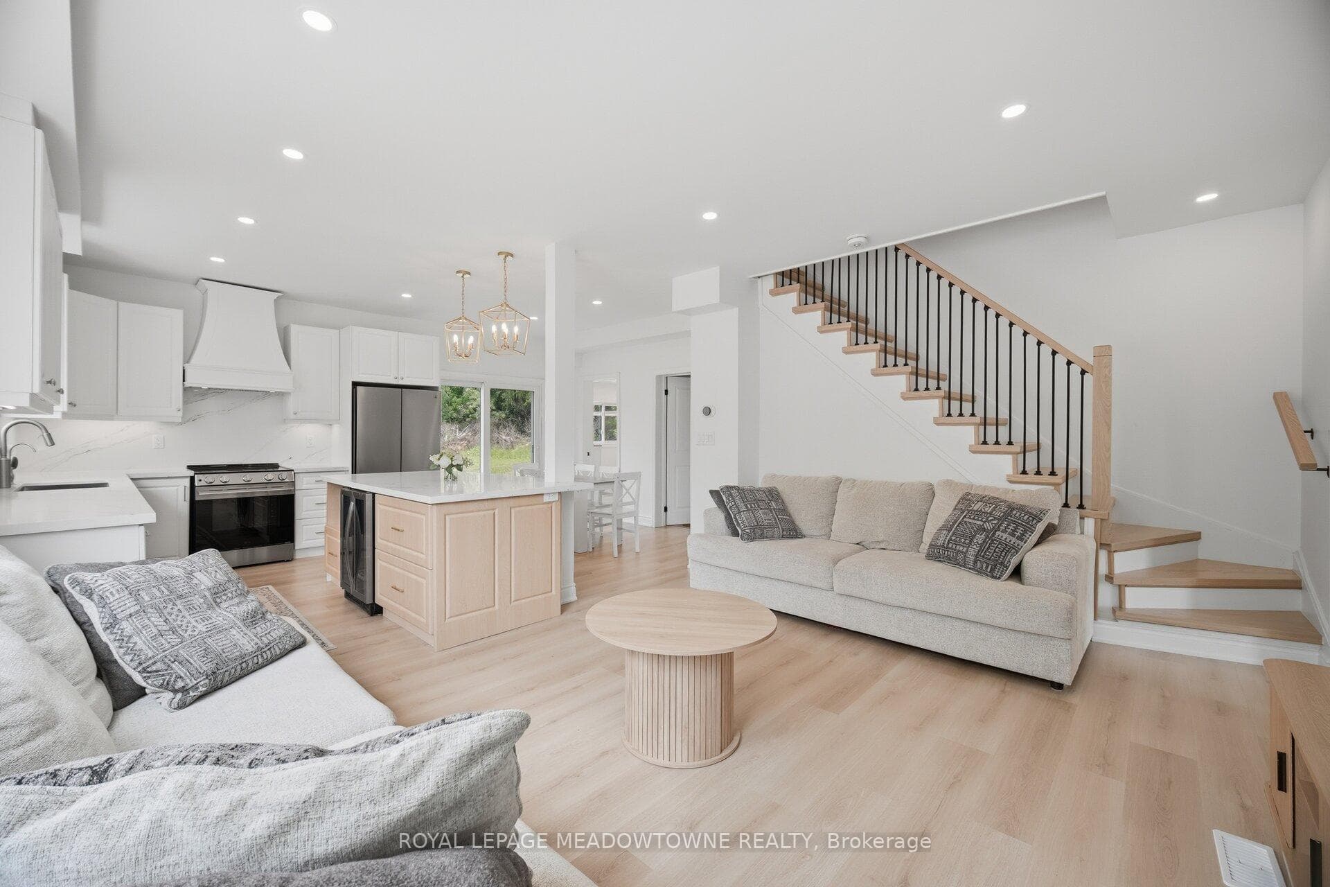 452 River Road photo 9