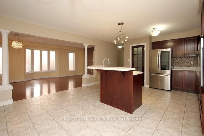 28 Carlinds Drive Unit Upper photo 7