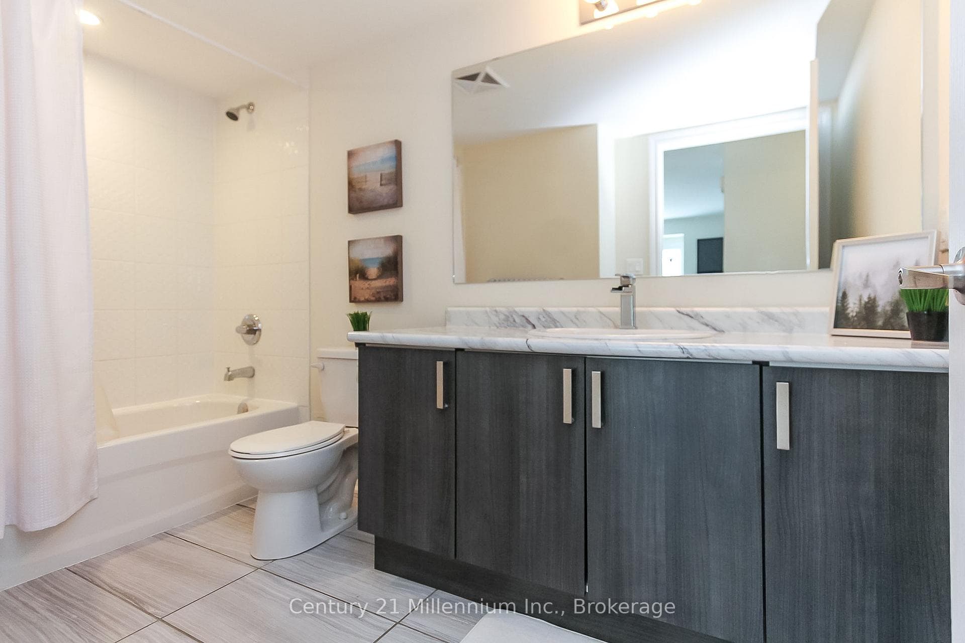 7 ANCHORAGE Crescent Unit 108 photo 15