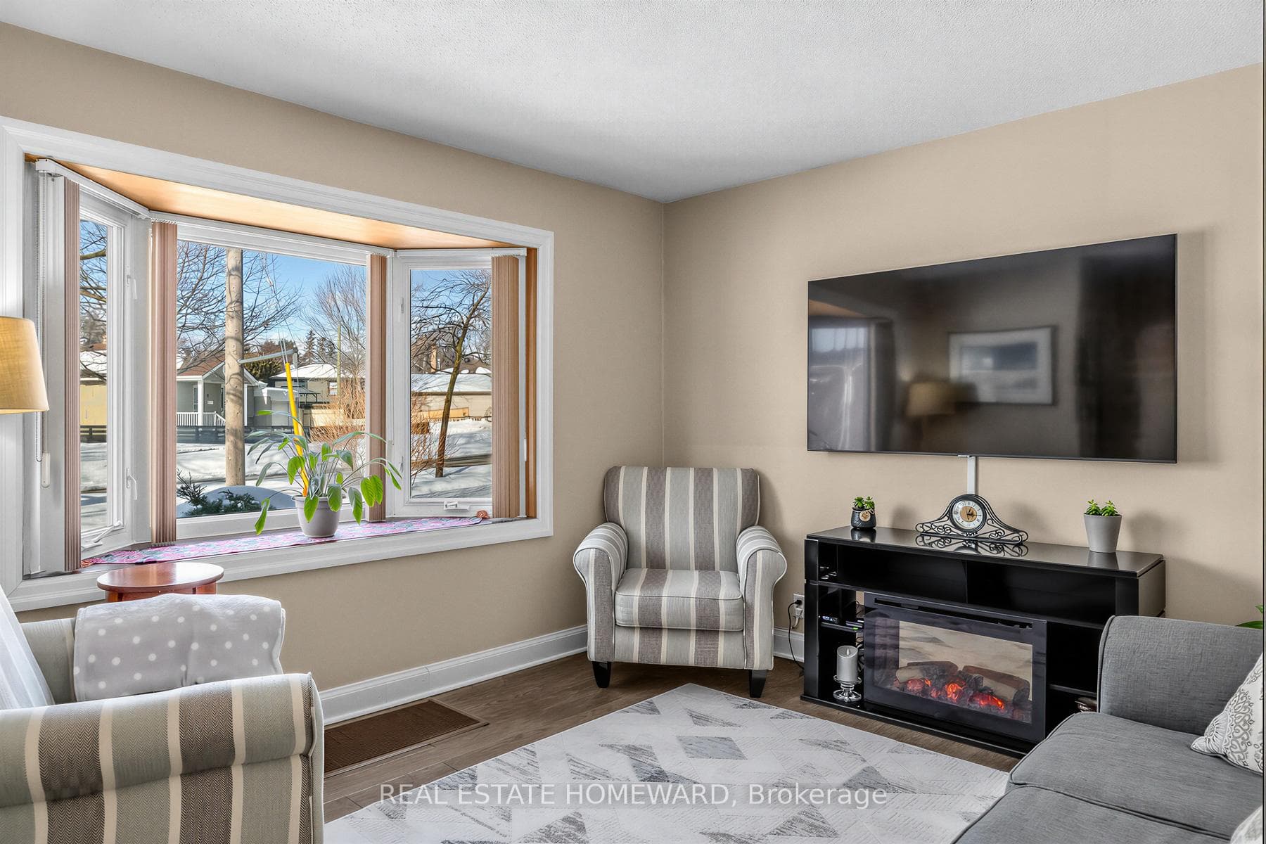15 Medonte Avenue photo 8