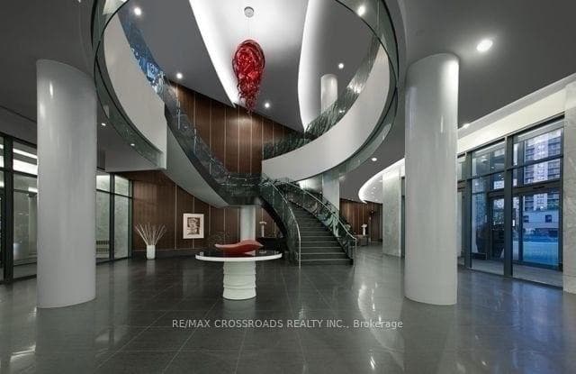 5162 Yonge Street Unit 710 photo 12