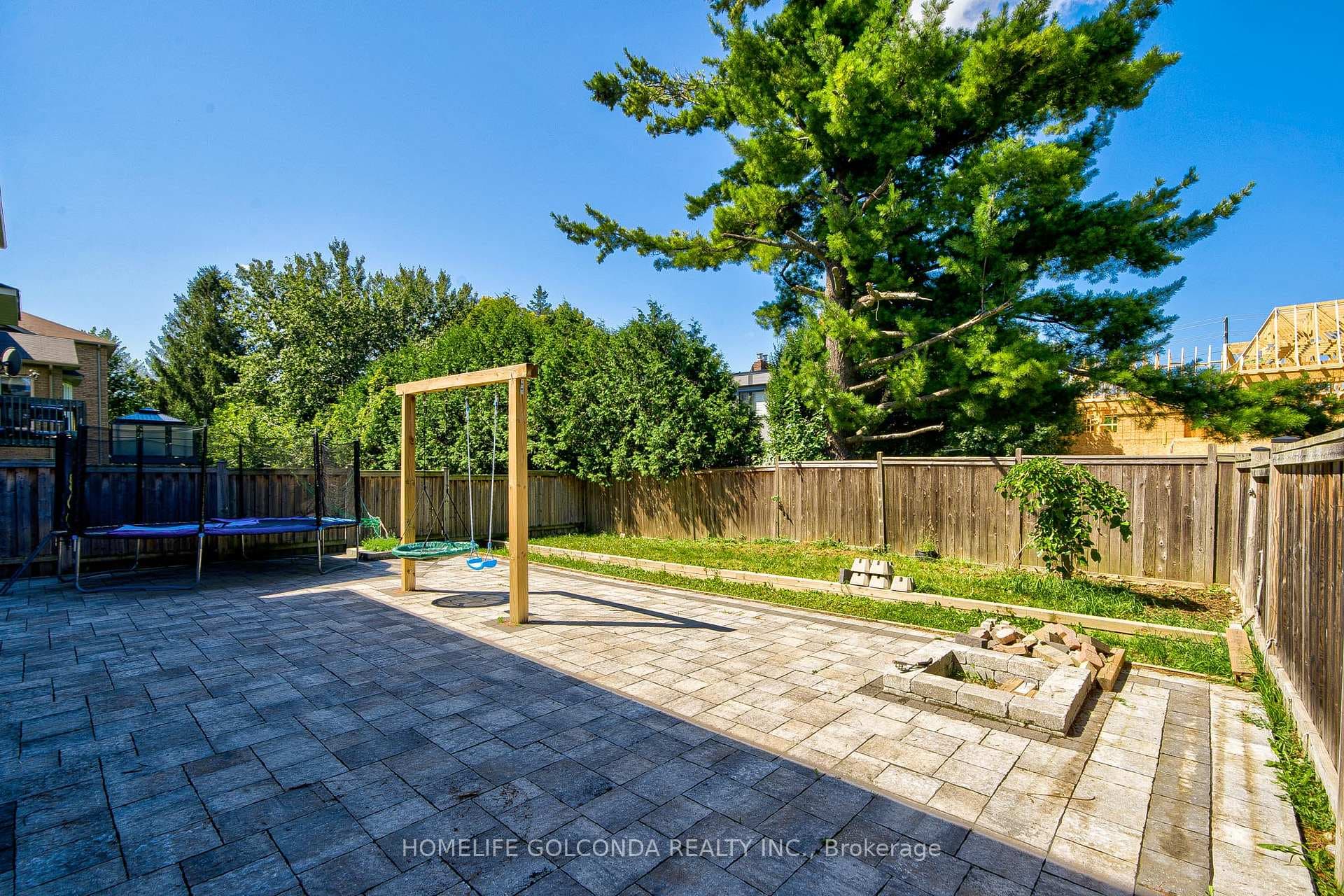 42 pagnello Crescent photo 28