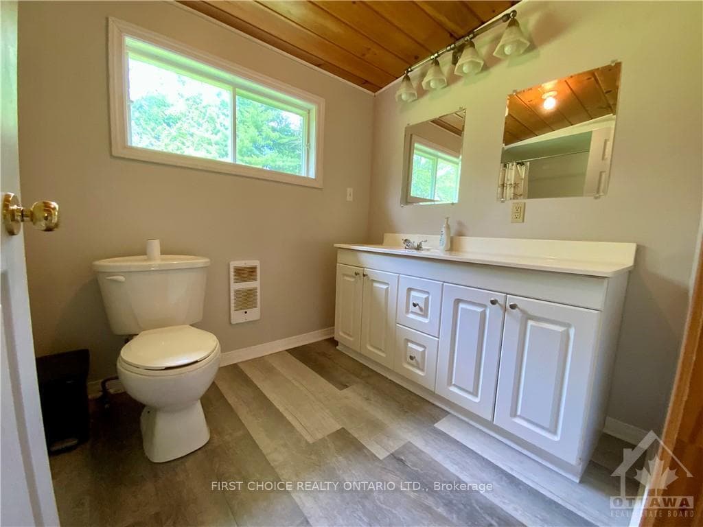 4986 ARDOCH Road photo 13