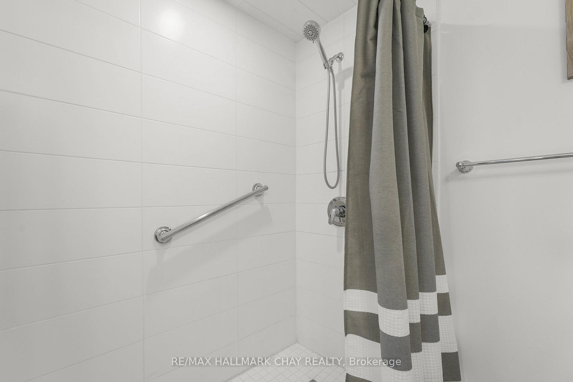 43 Dale Drive Unit 310 photo 25