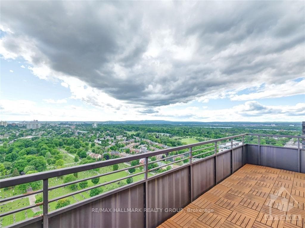 515 ST LAURENT Boulevard Unit 2508 photo 21