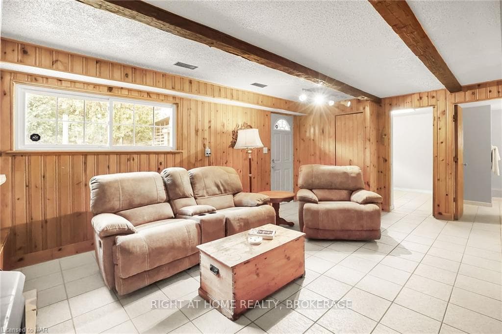 55 AQUADALE Drive photo 16