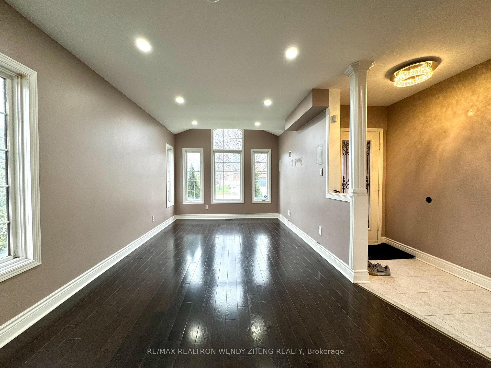 1 Barleyfield Road Unit Upper photo 4