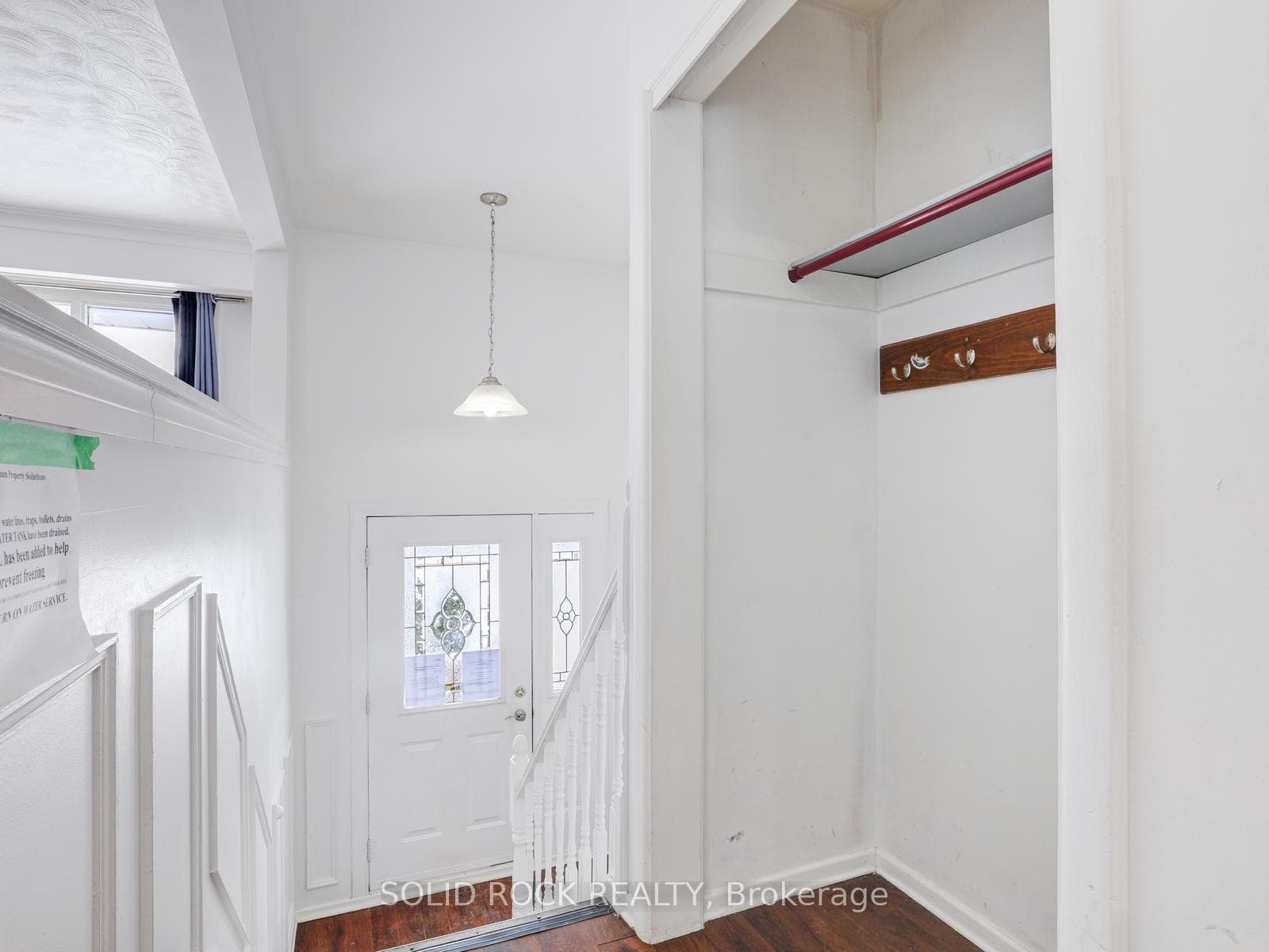 66 Rosewood Avenue photo 7