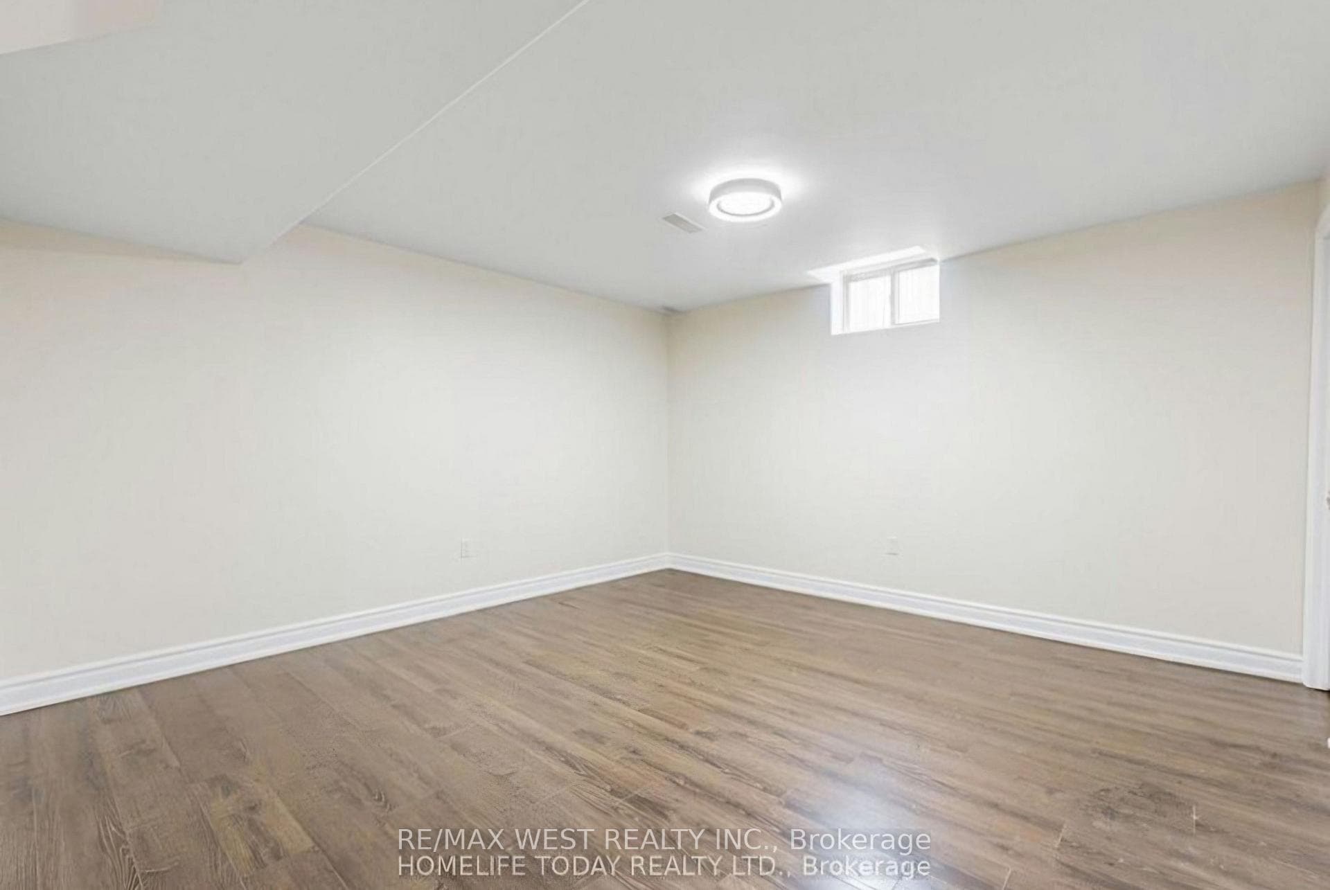 1596 Valley Ridge Crescent Unit 2BR Bsmt photo 6